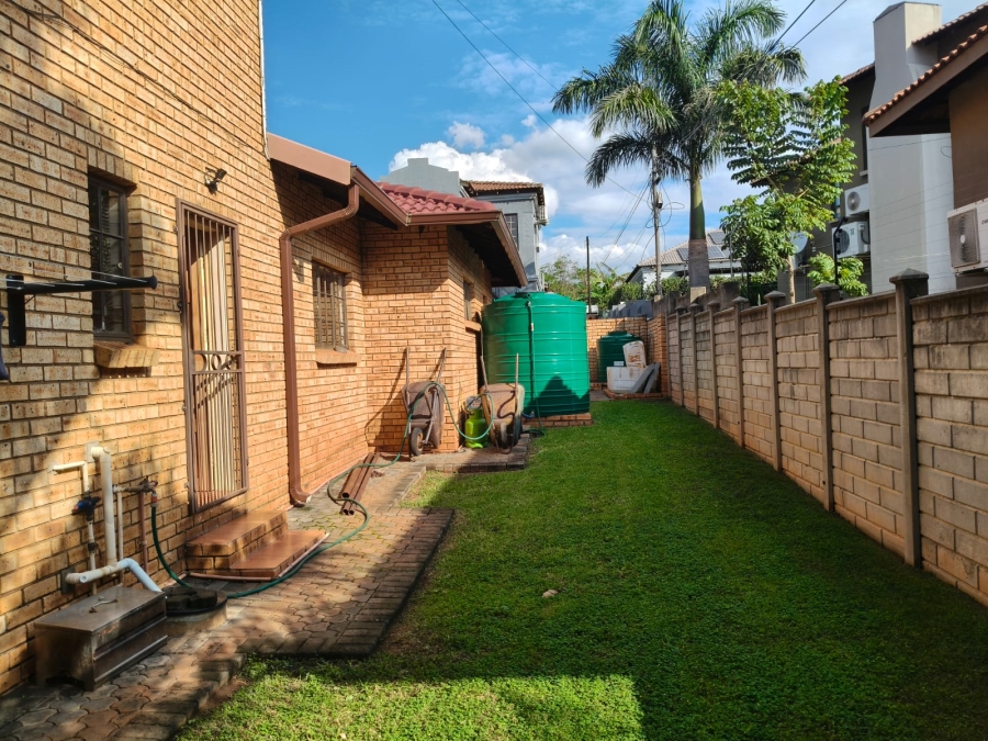3 Bedroom Property for Sale in Safari Gardens North West
